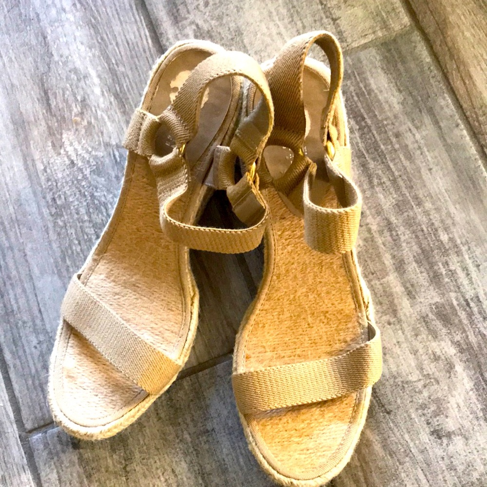 Lauren by Ralph Lauren wedged espadrilles sandals.